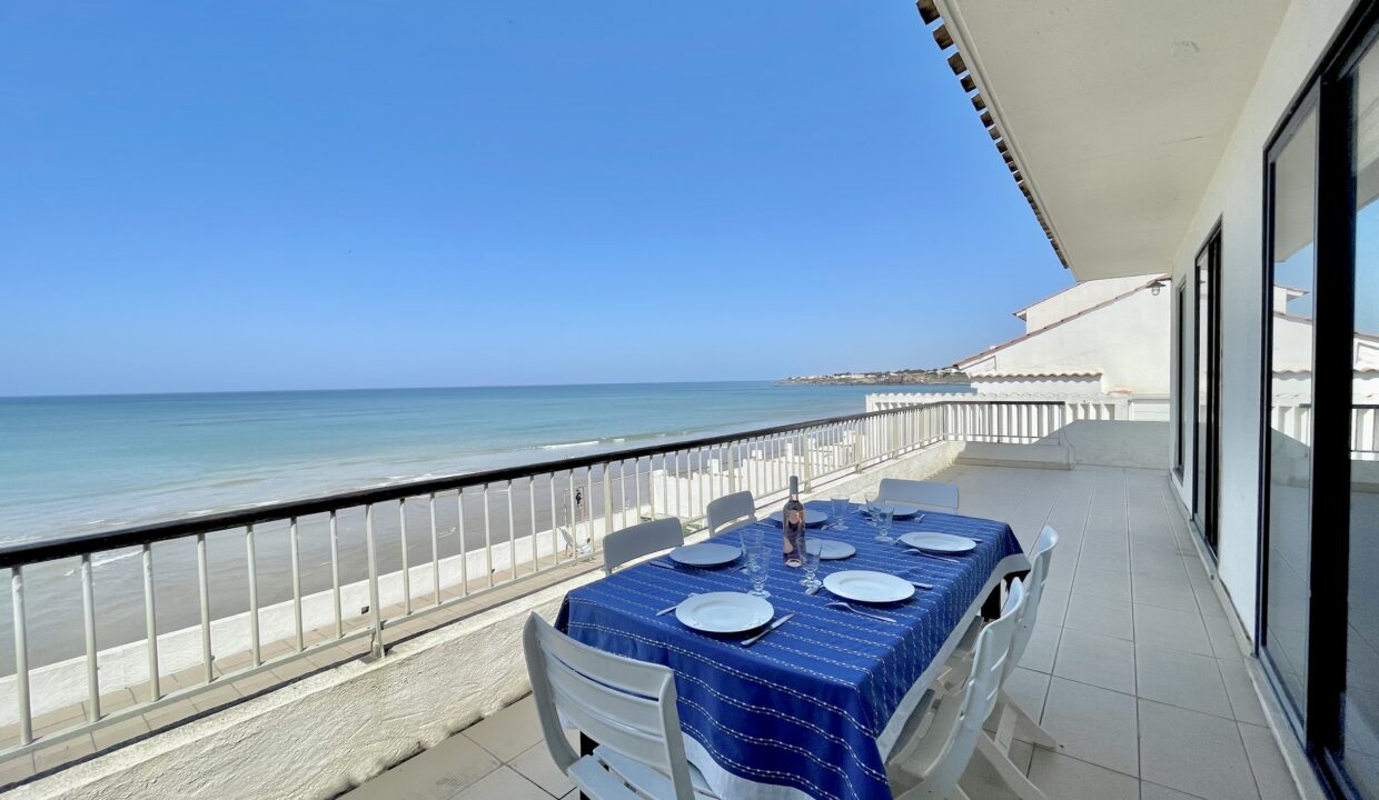 1ère ligne mer La Parée - Maison familiale 4 chambres - 140m² de terrasse vue mer - WIFI