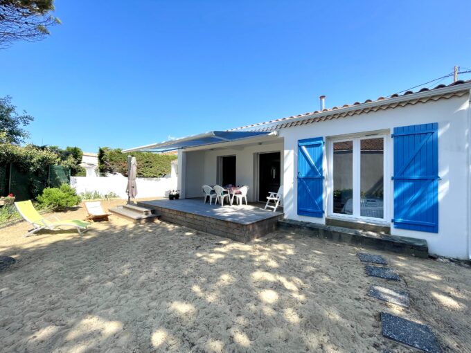 200m bord de mer - Agréable maison familiale 3 chambres avec jardin clos et belle terrasse en bois // Accès WIFI