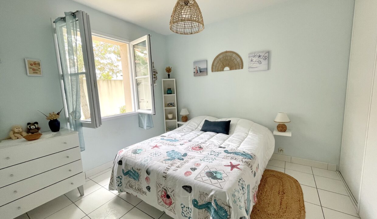 Agreable-maison-2-chambres-500-m-de-la-mer-Proche-quartier-de-La-Paree-WIFI-10