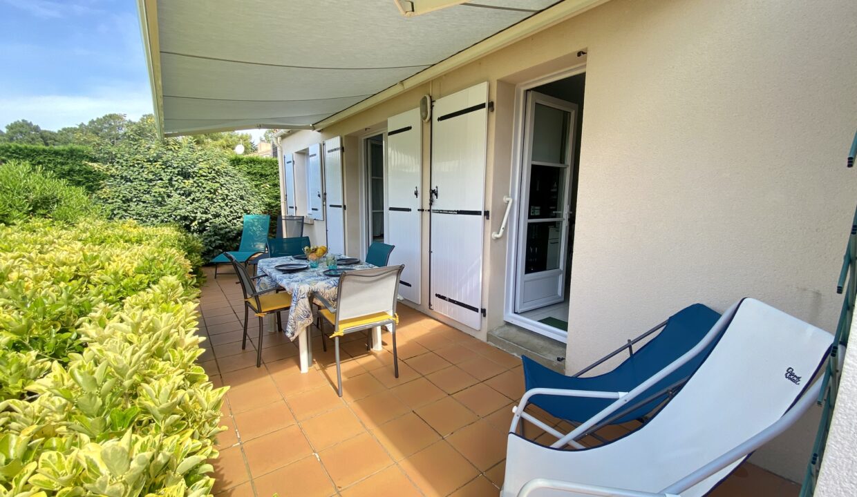 Agréable maison 2 chambres - 500 m de la mer - Proche quartier de La Parée - WIFI