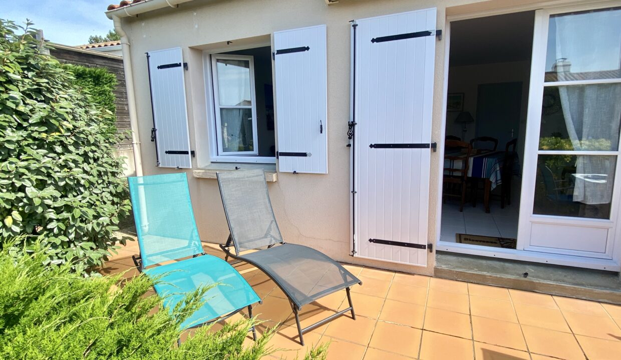 Agreable-maison-2-chambres-500-m-de-la-mer-Proche-quartier-de-La-Paree-WIFI-15