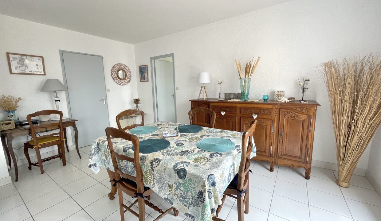 Agreable-maison-2-chambres-500-m-de-la-mer-Proche-quartier-de-La-Paree-WIFI-6
