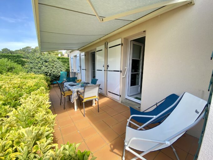 Agréable maison 2 chambres - 500 m de la mer - Proche quartier de La Parée - WIFI
