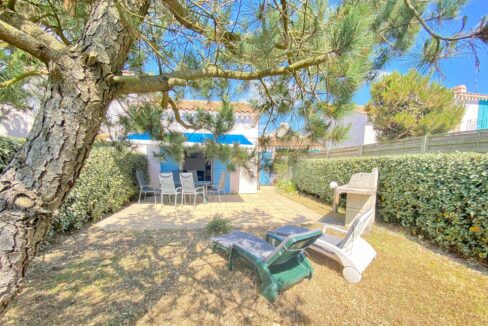 EN RESIDENCE AVEC PISCINE ext. NON CHAUFFEE ET TENNIS COLLECTIFS - A 300m DE LA PLAGE DE LA NORMANDELIERE