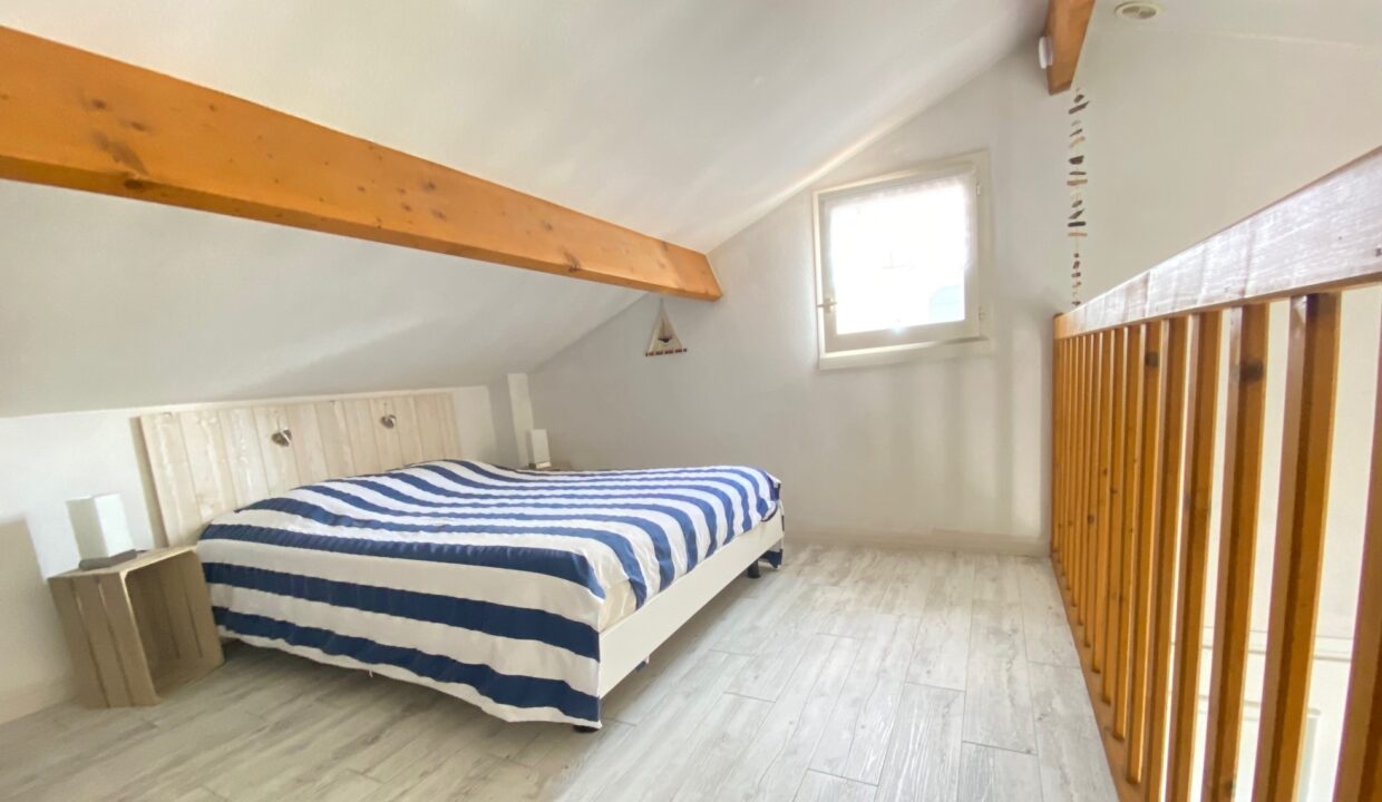 EN-RESIDENCE-AVEC-PISCINE-ext.-NON-CHAUFFEE-ET-TENNIS-COLLECTIFS-A-300m-DE-LA-PLAGE-DE-LA-NORMANDELIERE-8