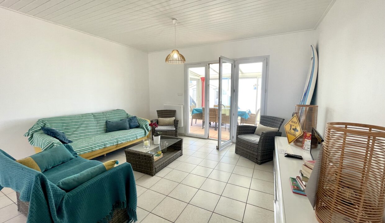 JOLIE-MAISON-A-500M-DE-LA-MER-QUARTIER-DE-LA-SAUZAIE-WIFI-4