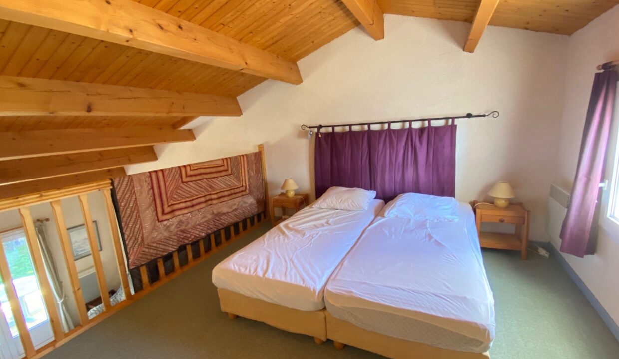JOLIE-MAISON-DE-VACANCES-PROCHE-MER-ET-CENTRE-VILLE-Animaux-bienvenus-11