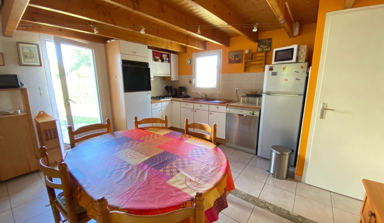 JOLIE-MAISON-DE-VACANCES-PROCHE-MER-ET-CENTRE-VILLE-Animaux-bienvenus-5