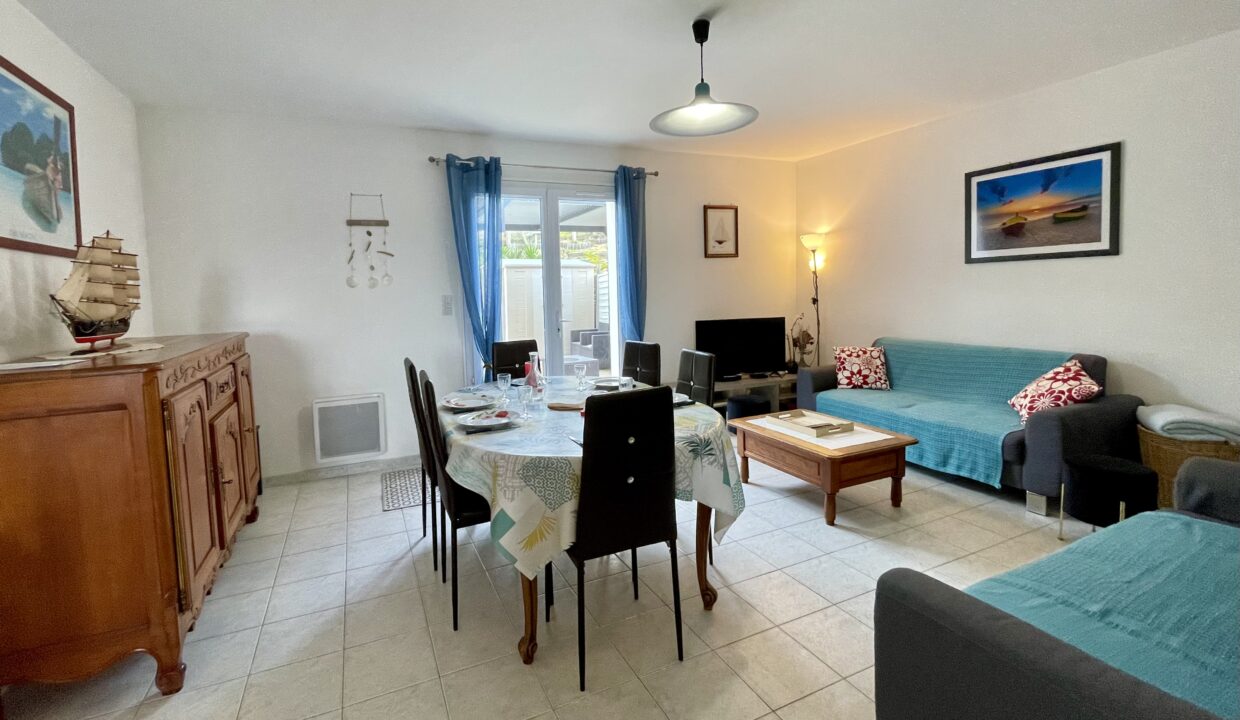 LA-PAREE-400m-plage-maison-3-chambres-6-couchages-avec-jardin-clos-2-parkings-Acces-WIFI-Animaux-bienvenus-11