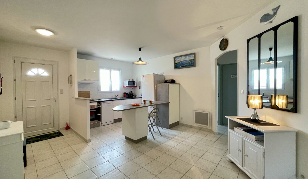 LA-PAREE-400m-plage-maison-3-chambres-6-couchages-avec-jardin-clos-2-parkings-Acces-WIFI-Animaux-bienvenus-5