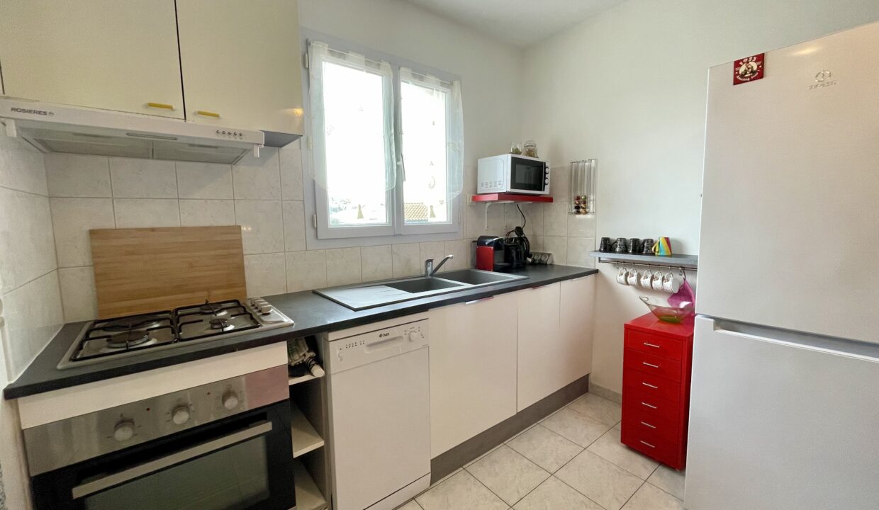 LA-PAREE-400m-plage-maison-3-chambres-6-couchages-avec-jardin-clos-2-parkings-Acces-WIFI-Animaux-bienvenus-7