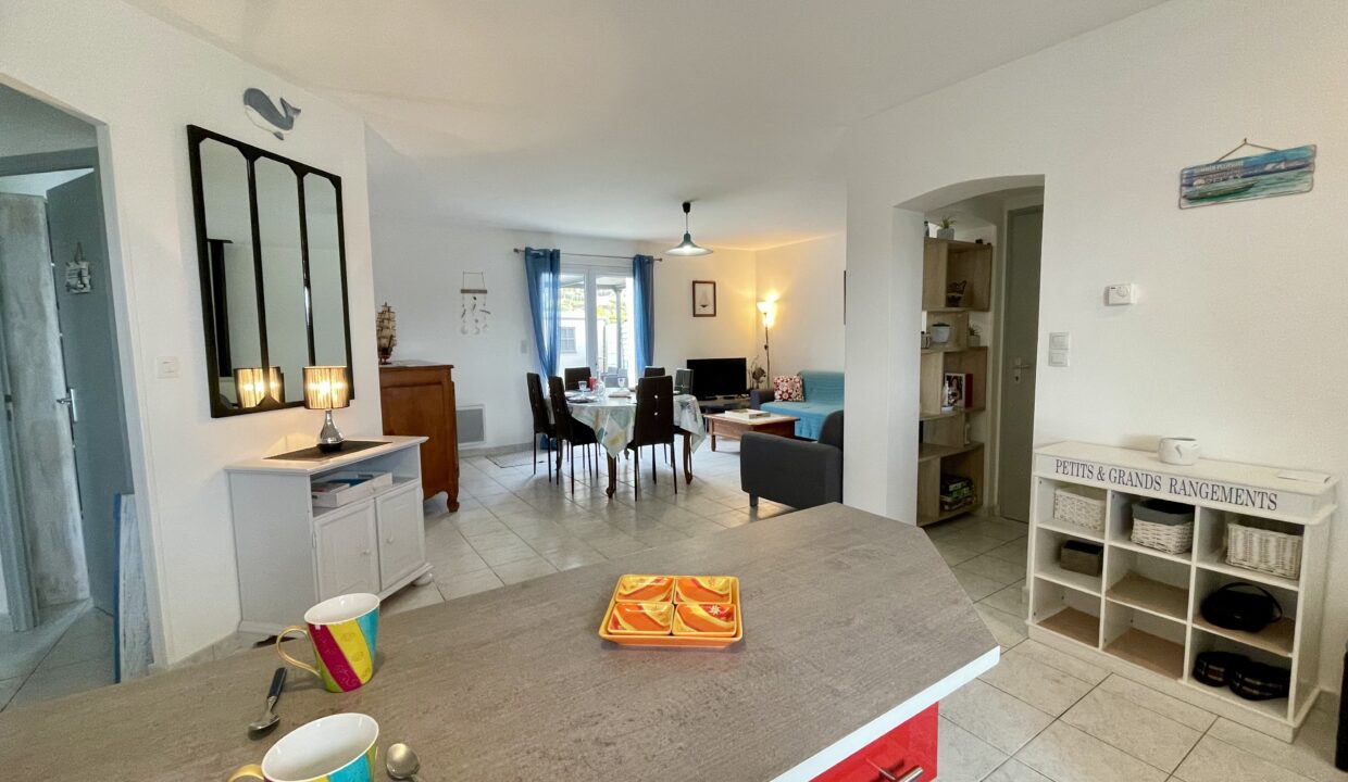 LA-PAREE-400m-plage-maison-3-chambres-6-couchages-avec-jardin-clos-2-parkings-Acces-WIFI-Animaux-bienvenus-9
