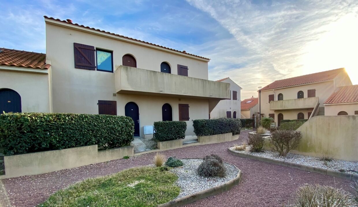 LA-SAUZAIE-APPARTEMENT-RDC-VUE-SUR-MER-Animaux-bienvenus-9
