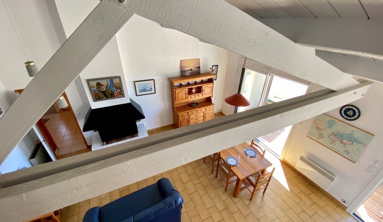 LA-SAUZAIE-MAISON-SITUEE-A-400M-DE-LA-PLAGE-TERRASSE-DE-100M²-AVEC-VUE-MER-Animaux-bienvenus-11