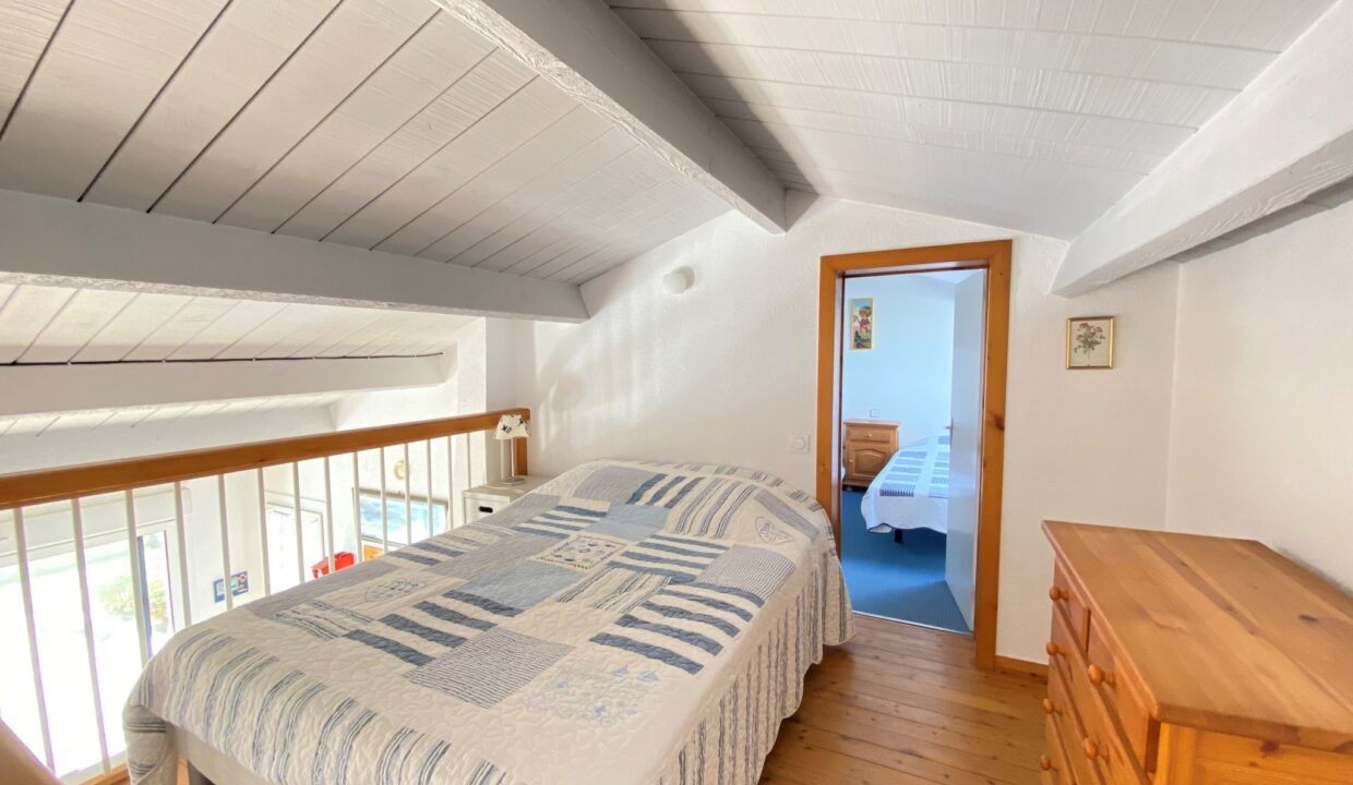 LA-SAUZAIE-MAISON-SITUEE-A-400M-DE-LA-PLAGE-TERRASSE-DE-100M²-AVEC-VUE-MER-Animaux-bienvenus-12