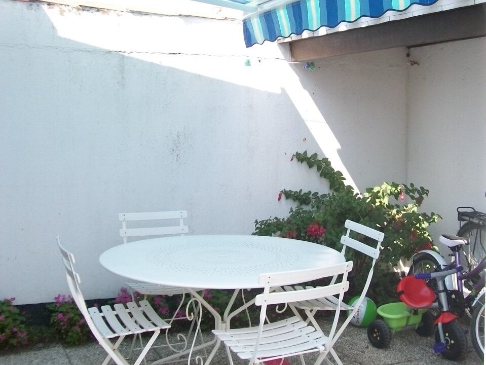 LES-FERMES-MARINES-TYPE-2-PISCINE-CHAUFFEE-ET-TENNIS-COLLECTIFS-COMMERCES-ET-BORD-DE-MER-A-PROXIMITE-ACCES-WIFI-2