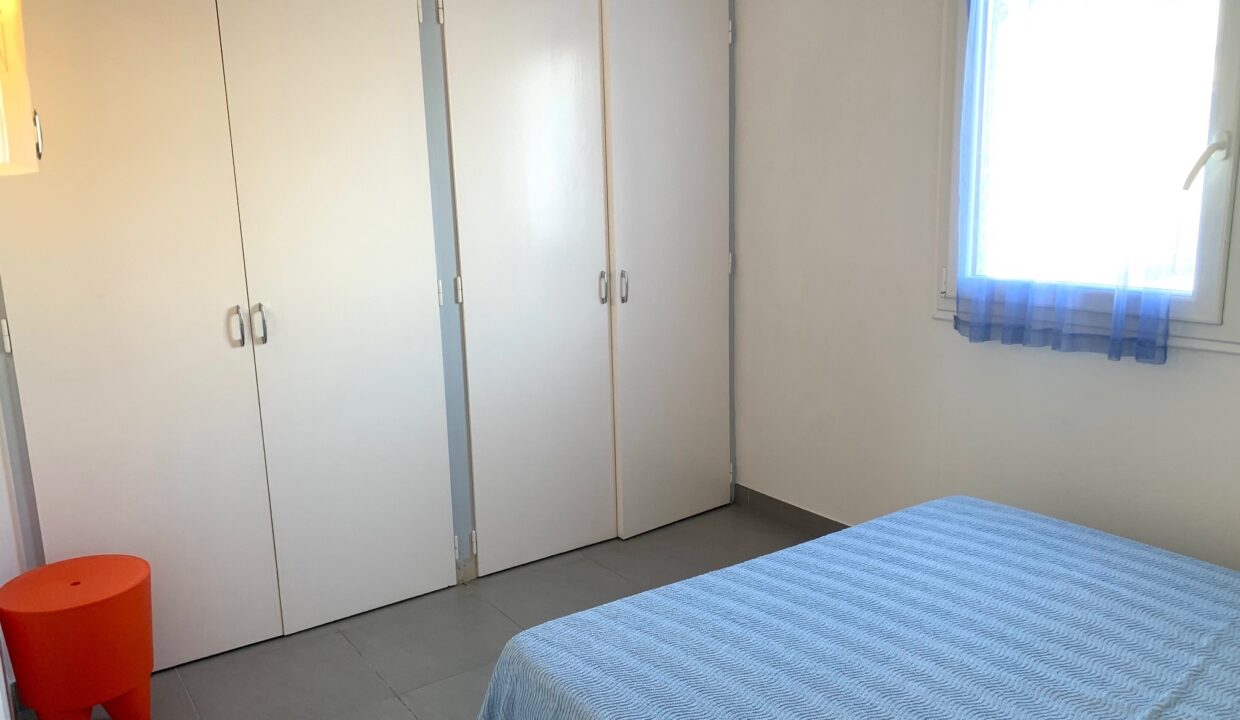 LES-FERMES-MARINES-TYPE-2-PISCINE-CHAUFFEE-ET-TENNIS-COLLECTIFS-COMMERCES-ET-BORD-DE-MER-A-PROXIMITE-ACCES-WIFI-8