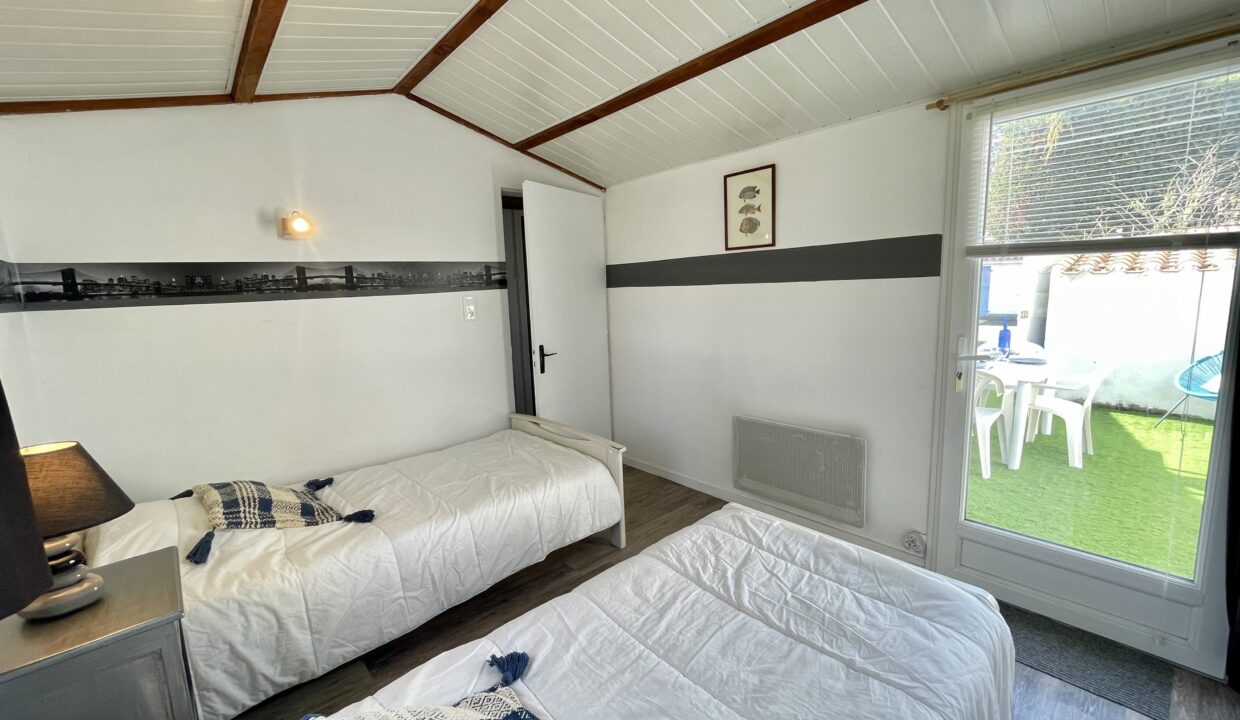 LES-FERMES-MARINES-TYPE-3-ACCES-WIFI-PISCINE-CHAUFFEE-ET-TENNIS-COLLECTIFS-COMMERCES-ET-BORD-DE-MER-A-PROXIMITE-18