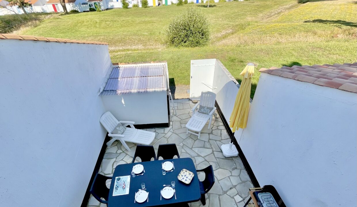 LES-FERMES-MARINES-TYPE-3-ETAGE-PISCINE-CHAUFFEE-ET-TENNIS-COLLECTIFS-COMMERCES-ET-BORD-DE-MER-A-PROXIMITE-WIFI-18