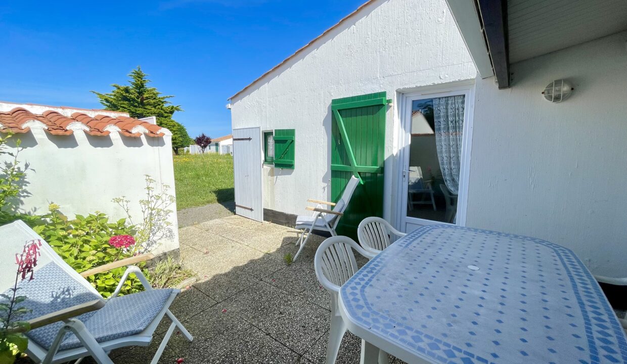 LES-FERMES-MARINES-TYPE-3-PISCINE-CHAUFFEE-ET-TENNIS-COLLECTIFS-COMMERCES-ET-BORD-DE-MER-A-PROXIMITE-12