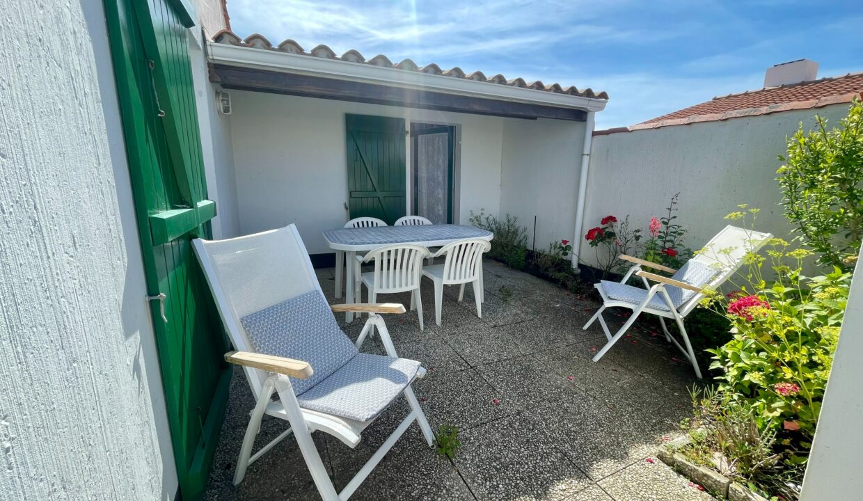 LES-FERMES-MARINES-TYPE-3-PISCINE-CHAUFFEE-ET-TENNIS-COLLECTIFS-COMMERCES-ET-BORD-DE-MER-A-PROXIMITE-13