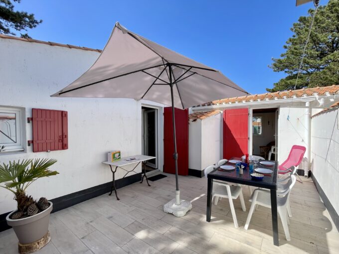 LES FERMES MARINES - TYPE 3 - PISCINE CHAUFFEE ET TENNIS COLLECTIFS - COMMERCES ET BORD DE MER A PROXIMITE
