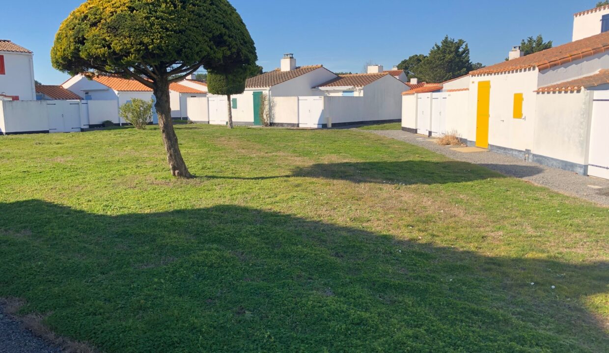 LES-FERMES-MARINES-TYPE-3-de-plain-pied-PISCINE-CHAUFFEE-ET-TENNIS-COLLECTIFS-COMMERCES-ET-BORD-DE-MER-A-PROXIMITE-13