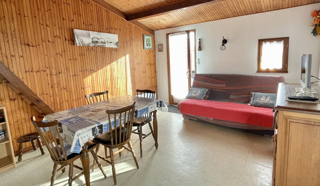 LES-FERMES-MARINES-TYPE-3-de-plain-pied-PISCINE-CHAUFFEE-ET-TENNIS-COLLECTIFS-COMMERCES-ET-BORD-DE-MER-A-PROXIMITE-5