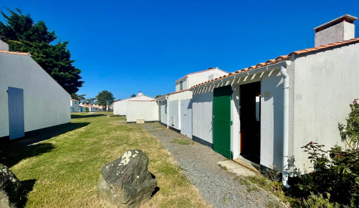 LES-FERMES-MARINES-maison-type-2-1chambre-4-pers.-PISCINE-CHAUFFEE-ET-TENNIS-COLLECTIFS-Animaux-bienvenus-10