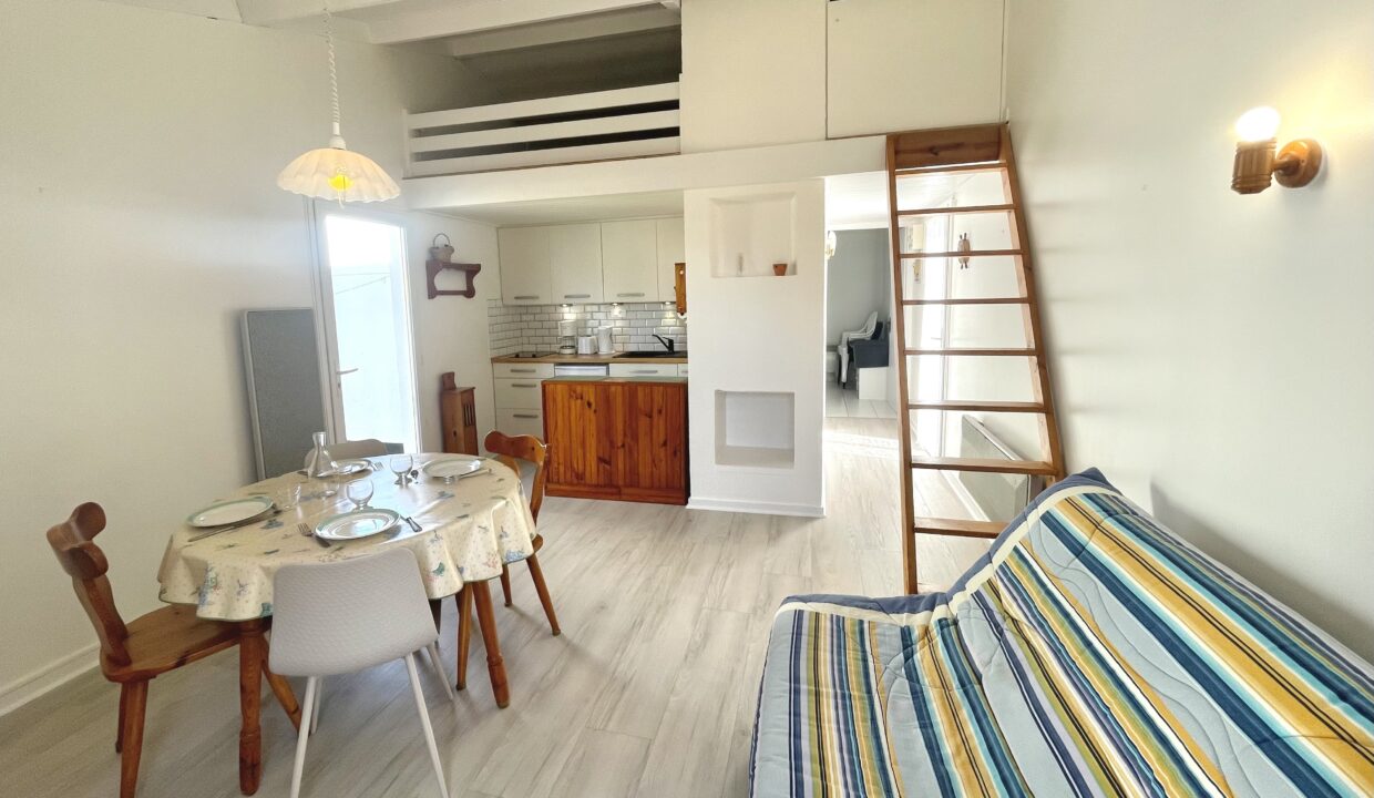 LES-FERMES-MARINES-maison-type-2-1chambre-4-pers.-PISCINE-CHAUFFEE-ET-TENNIS-COLLECTIFS-Animaux-bienvenus-2