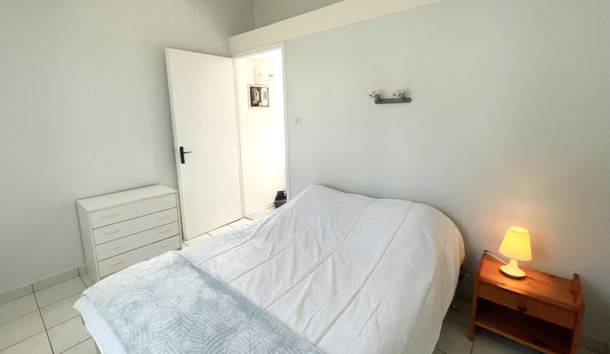LES-FERMES-MARINES-maison-type-2-1chambre-4-pers.-PISCINE-CHAUFFEE-ET-TENNIS-COLLECTIFS-Animaux-bienvenus-9