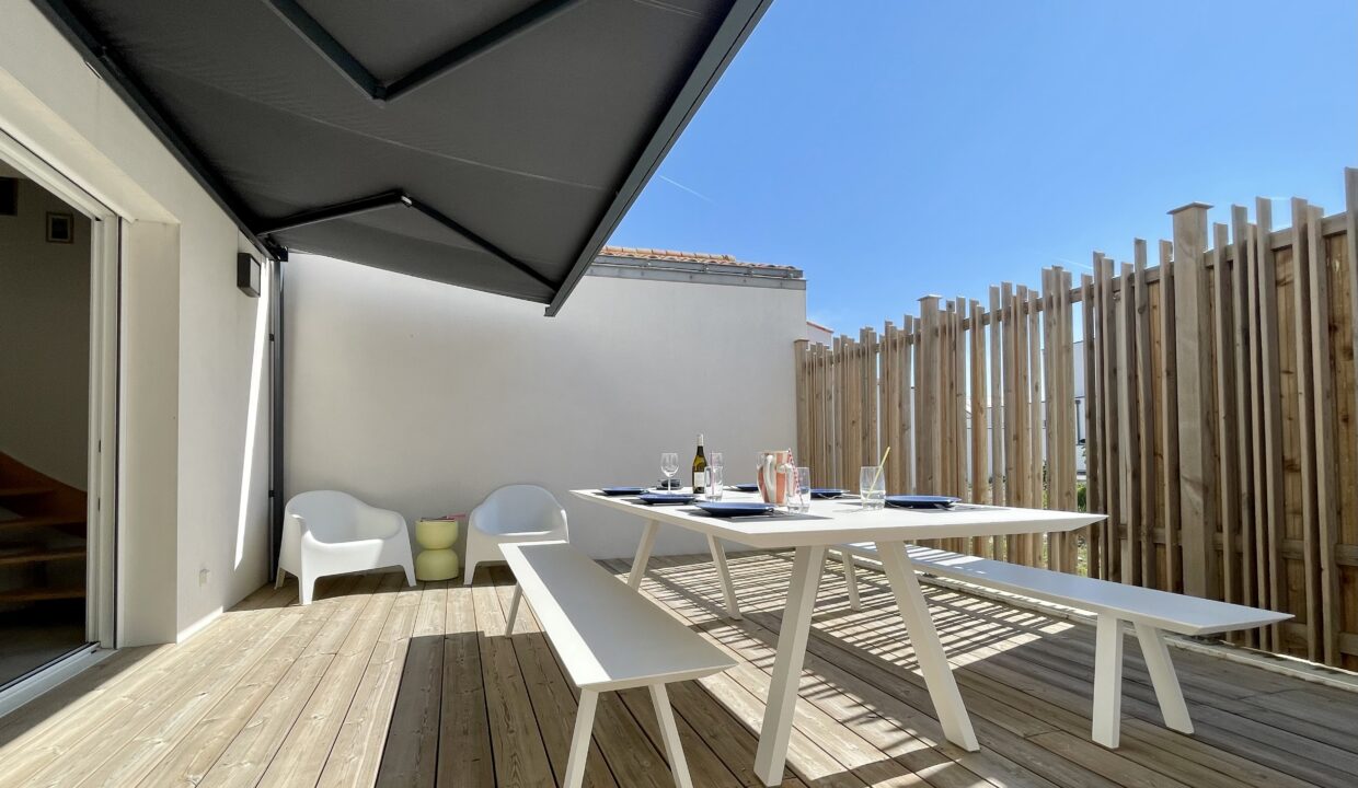 La-Paree-150m-bord-de-mer-belle-maison-recente-et-confortable-110m²-4-chambres-et-8-couchages-WIFI-16