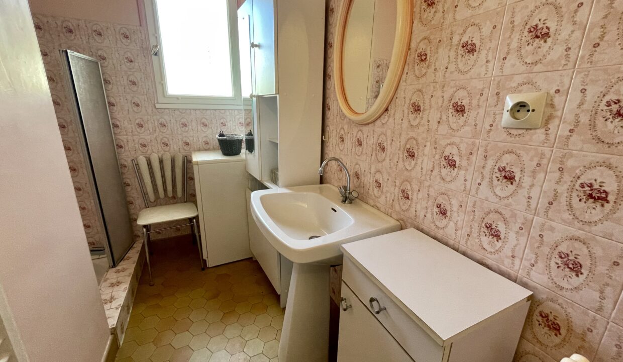 La-Sauzaie-400m-du-bord-de-mer-maison-47m²-1-chambre-4-couchages-Acces-WIFI-10