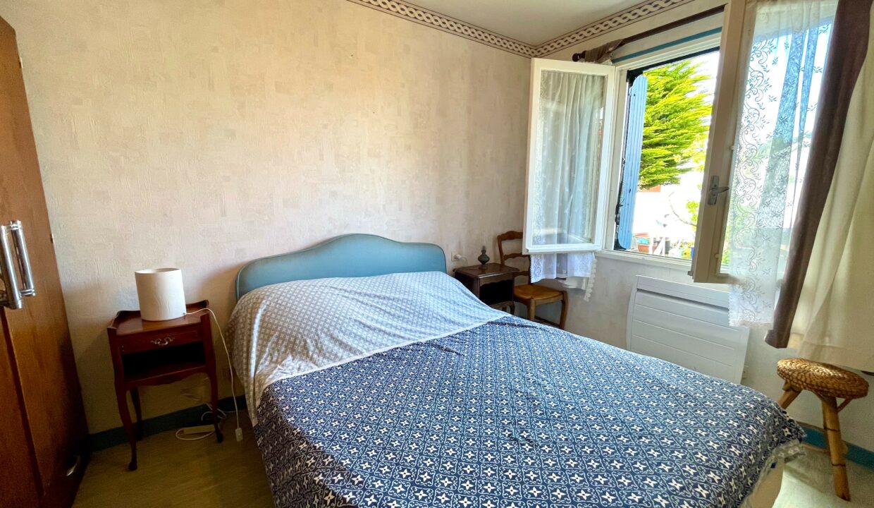 La-Sauzaie-400m-du-bord-de-mer-maison-47m²-1-chambre-4-couchages-Acces-WIFI-11