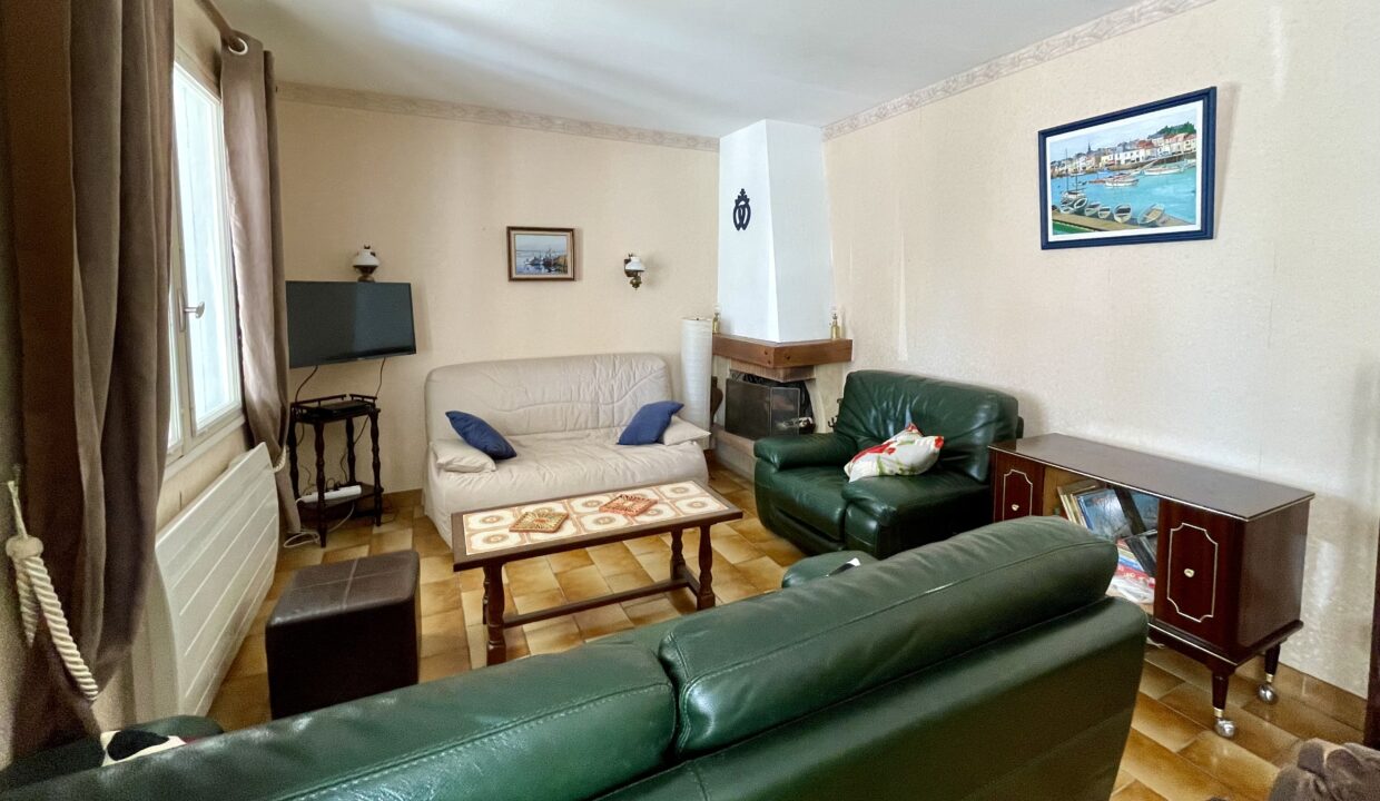 La-Sauzaie-400m-du-bord-de-mer-maison-47m²-1-chambre-4-couchages-Acces-WIFI-6