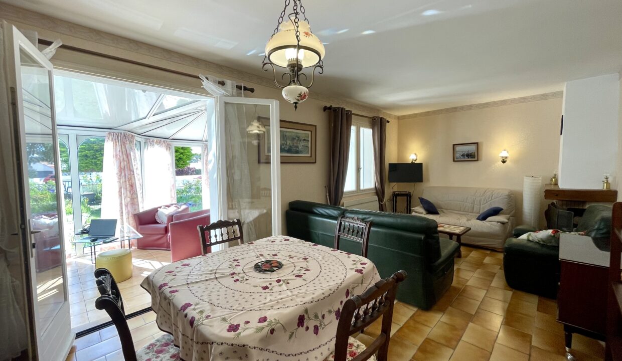 La-Sauzaie-400m-du-bord-de-mer-maison-47m²-1-chambre-4-couchages-Acces-WIFI-8