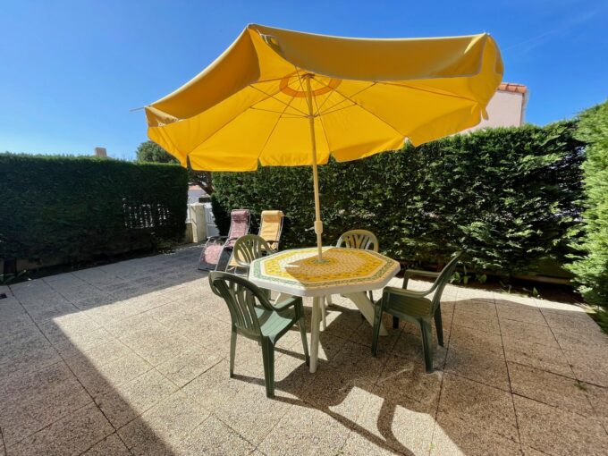 MAISON DE VACANCES DANS RESIDENCE - PLAGE A PIED - MARAIS GIRARD - 6 COUCHAGES - WIFI