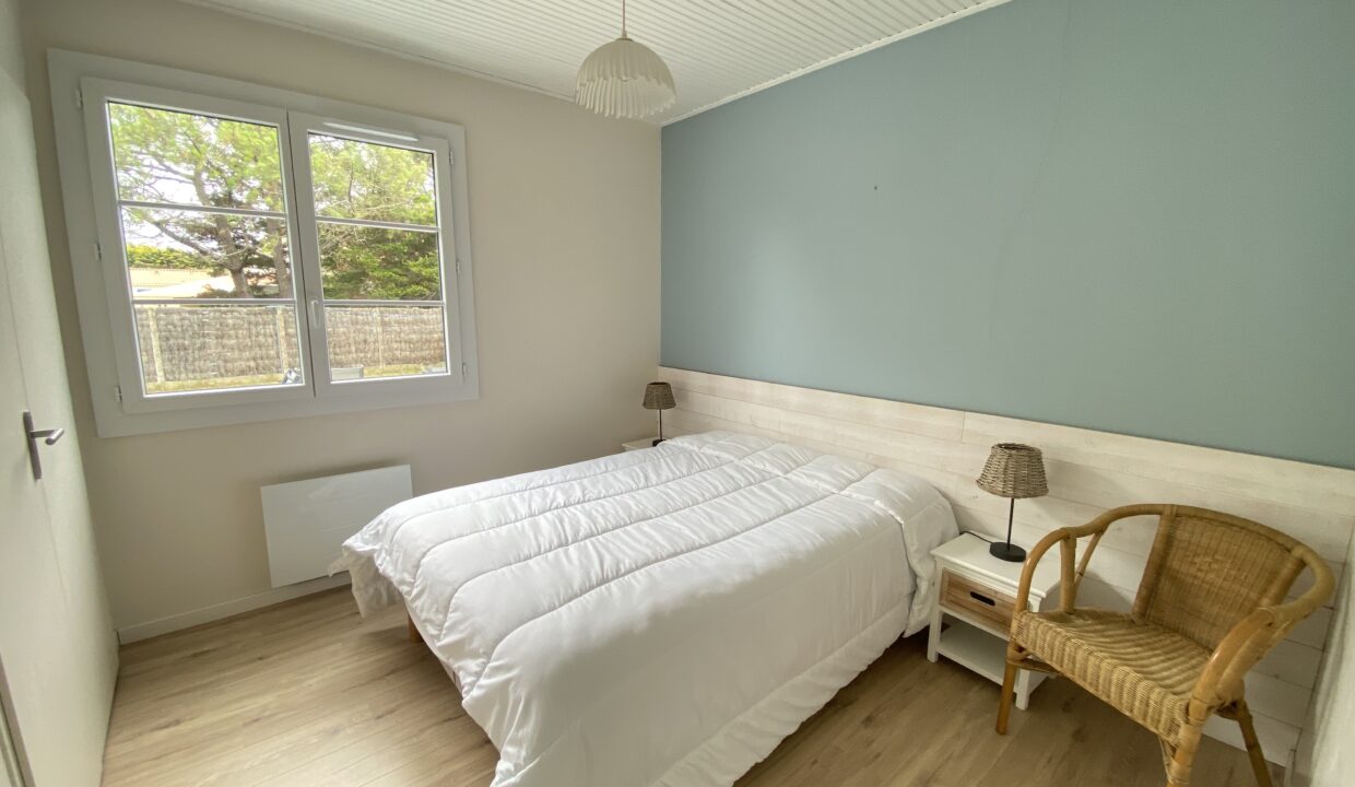 MAISON-ENTIEREMENT-RENOVEE-AVEC-JARDIN-CLOS-300M-DU-BORD-DE-MER-7