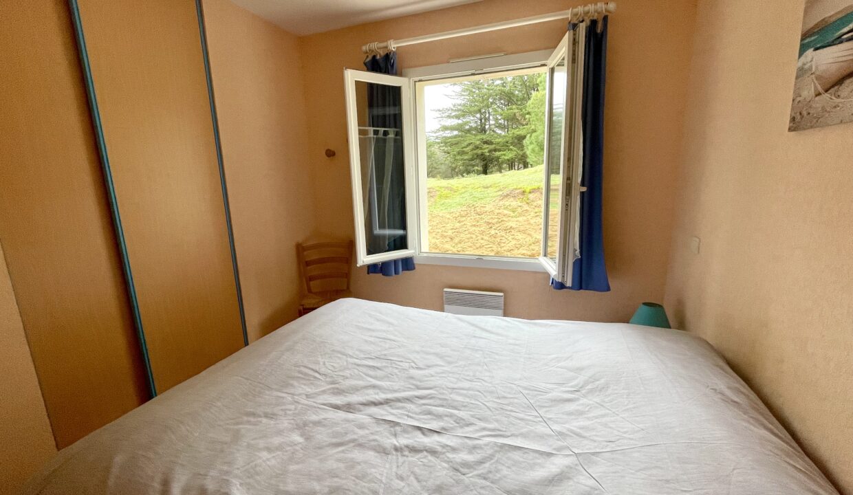 MAISON-FAMILIALE-6-couchages-3-chambres-AU-COEUR-DES-DUNES-DE-LA-SAUZAIE-650M-BORD-DE-MER-Animaux-bienvenus-10
