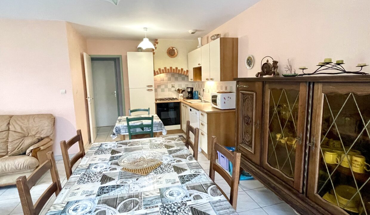 MAISON-FAMILIALE-6-couchages-3-chambres-AU-COEUR-DES-DUNES-DE-LA-SAUZAIE-650M-BORD-DE-MER-Animaux-bienvenus-4