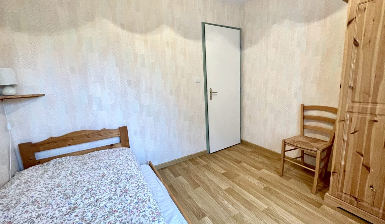 MAISON-FAMILIALE-6-couchages-3-chambres-AU-COEUR-DES-DUNES-DE-LA-SAUZAIE-650M-BORD-DE-MER-Animaux-bienvenus-7