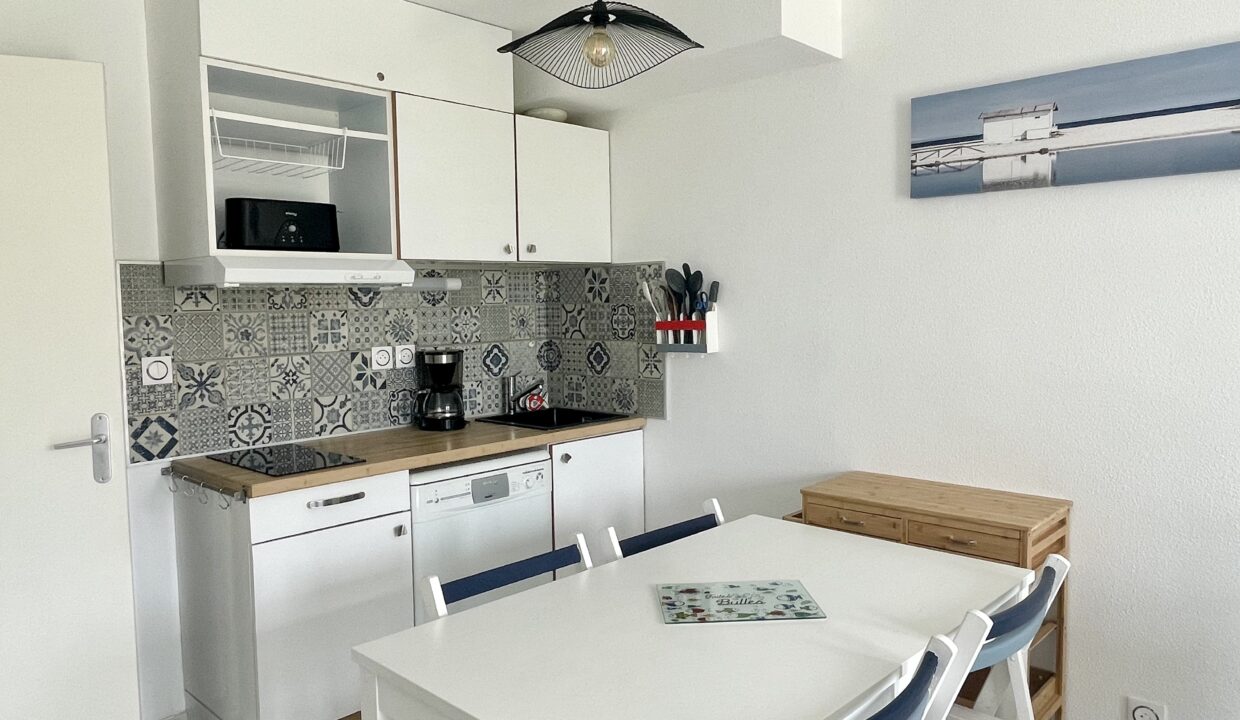 MAISON-RESIDENCE-LA-PAREE-4-COUCHAGES-PISCINE-COLLECTIVE-WIFI-2