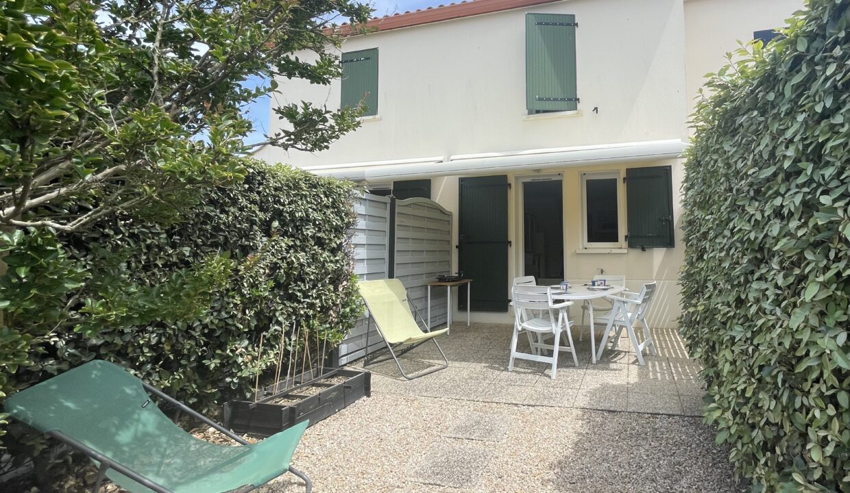 MAISON-RESIDENCE-LA-PAREE-4-COUCHAGES-PISCINE-COLLECTIVE-WIFI-9