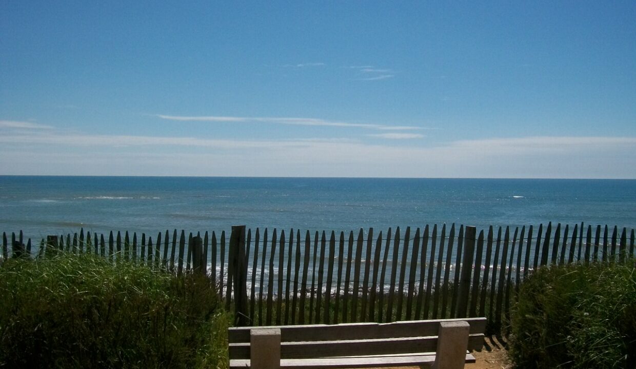 MAISONNETTE-DANS-UNE-RESIDENCE-AVEC-PISCINE-COLLECTIVE-600M-DU-BORD-DE-MER-16