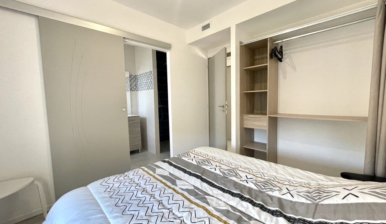 Maison-familiale-recente-6-couchages-3-chambres-a-mi-chemin-du-centre-bourg-et-de-la-plage-des-Dunes-2-Acces-WIFI-10