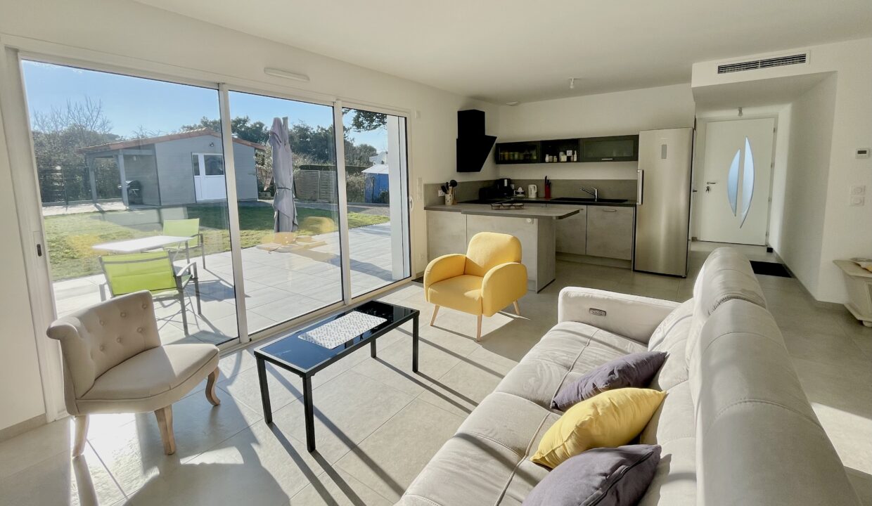 Maison familiale récente (6 couchages - 3 chambres)