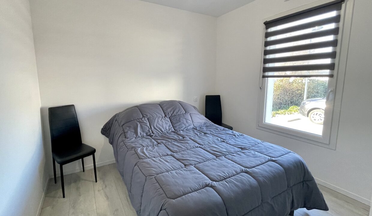 Maison-familiale-recente-6-couchages-3-chambres-a-mi-chemin-du-centre-bourg-et-de-la-plage-des-Dunes-2-Acces-WIFI-13