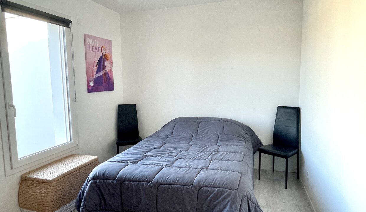 Maison-familiale-recente-6-couchages-3-chambres-a-mi-chemin-du-centre-bourg-et-de-la-plage-des-Dunes-2-Acces-WIFI-15