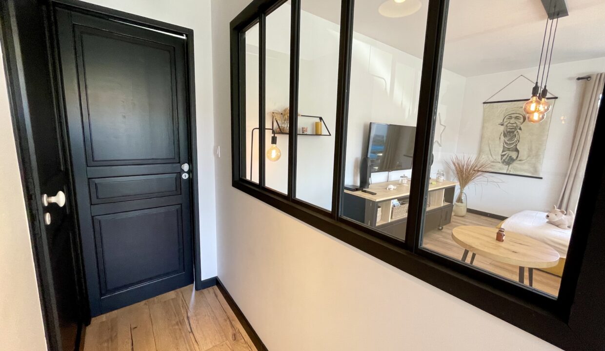 Maison-neuve-pour-vacances-en-duo-1-chambre-a-600-m-de-la-plage-des-Dunes-Confort-et-equipements-de-qualite-WIFI-12