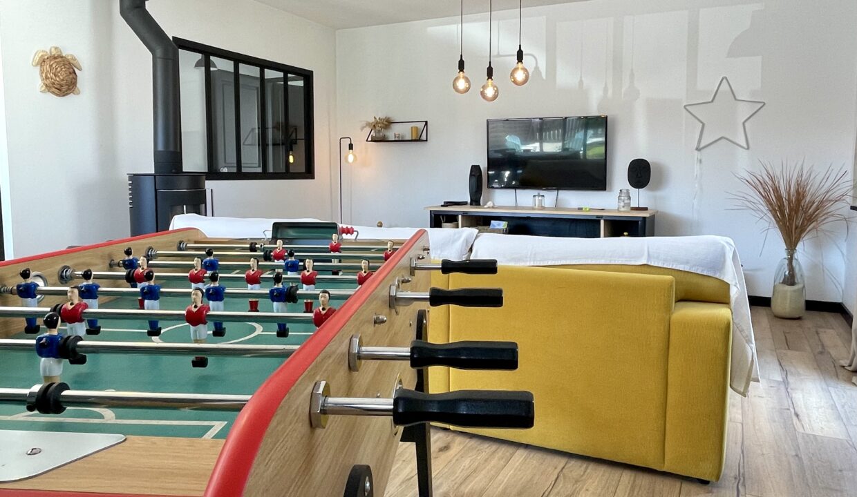Maison-neuve-pour-vacances-en-duo-1-chambre-a-600-m-de-la-plage-des-Dunes-Confort-et-equipements-de-qualite-WIFI-8